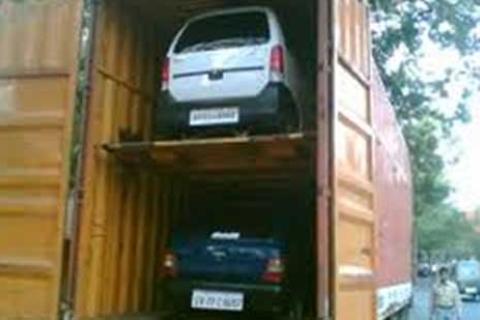 Ekta-Packers-Logistics- Car-Carrier.jpg