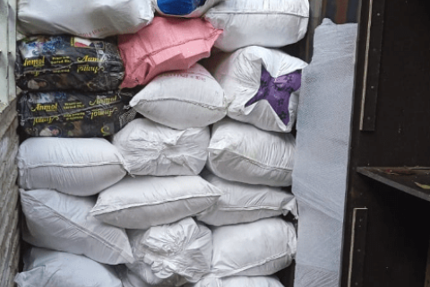 Gautam-Packers-and-Movers-Loading