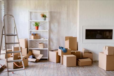 Globe-Logistics-packers-and-movers-packing