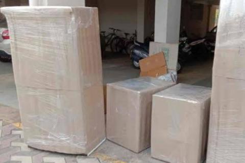 Golden-packers-and-movers-house-shifting