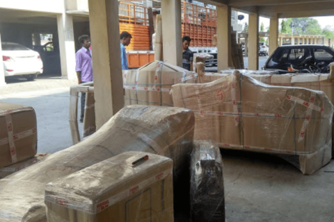 Golden7Professional-packers-and-movers-household-relcoation