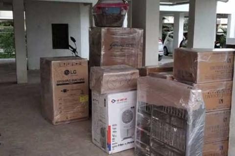 Goodwill Domestic Packers Movers Unloading