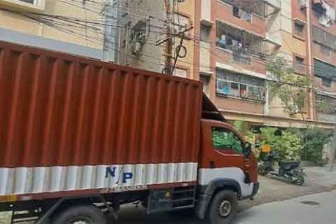 Guru-packers-and-movers-transport-services