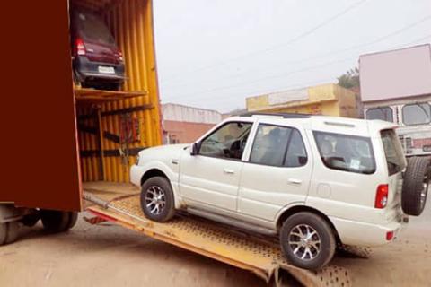 Hari-packers-and-movers-car-relocation
