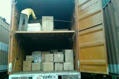 House Car Bike Shifting Com In Loading