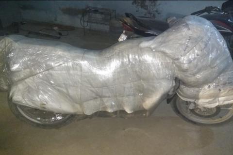 Indian-Packers-Community-bike-relocation