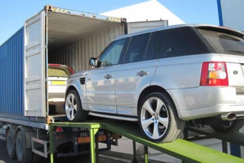 Indian-cargo-packers-and-movers-car-relocation