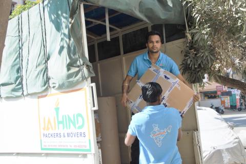 Jai-hind-packers-and-movers-loading