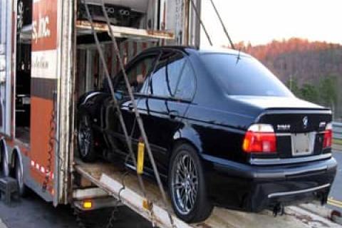 KM-relocations-car-shifting