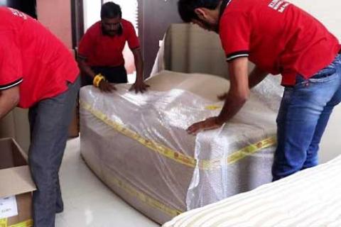 Kuber-Logistics-Movers-Packers-Hyderabad-Packing01.jpg