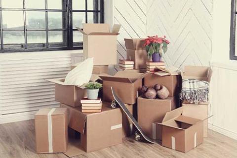 Kushagra-Packers-And-Movers-Packing-Kitchen-Items