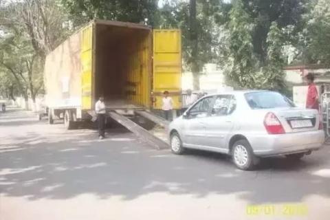 Laxmi-packers-and-movers-car-relocation