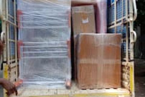 Legend-packers-and-movers-loading