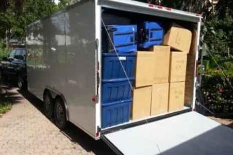 Mahima-packers-and-movers-loading