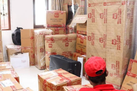Mega-Frieght-Movers-household-shifting