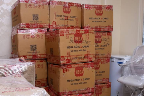 Mega-Frieght-Movers-packing