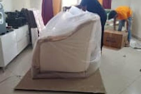 Mitran-packers-and-movers-household-shifting