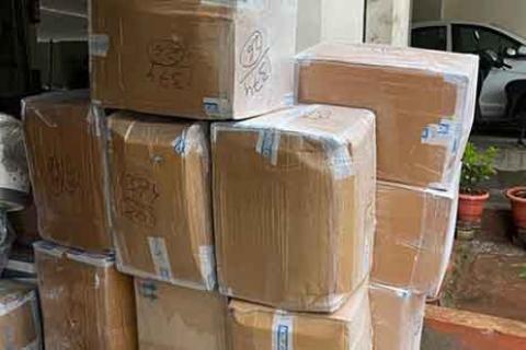 Moon-packers-and-movers-packing