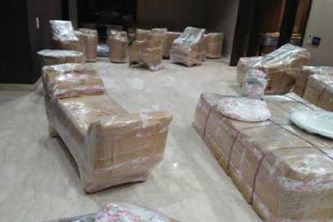 Move With Us Packaging