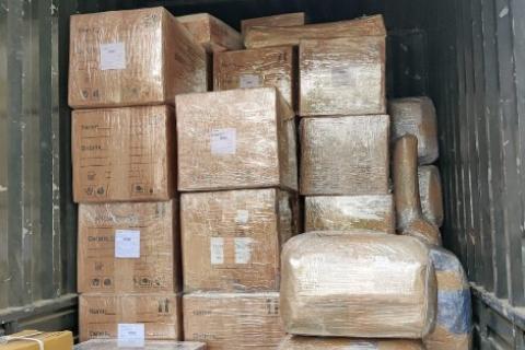 MoveAbox-packers-and-movers-loading
