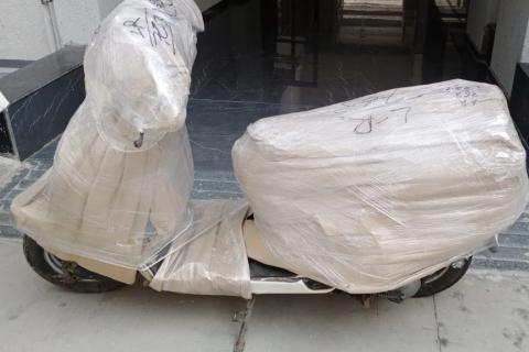 Murli-India-packers-and-movers-bike-relocation