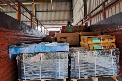 National-Cargo-Movers-Loading1