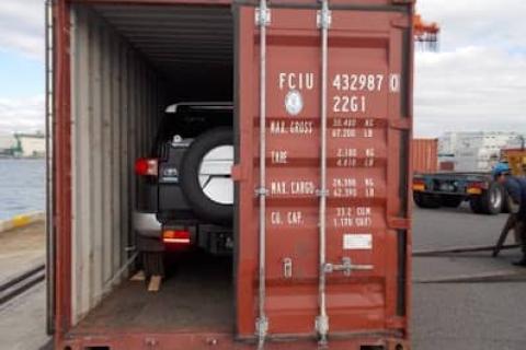 Neptune-packers-and-movers-car-relocation