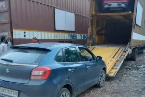 Nishant-packers-and-movers-car-relocation