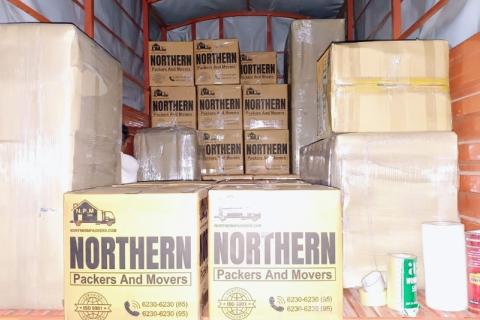 Northern-packers-and-movers-loading