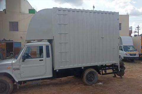 Om Express Packers Movers Pvt Ltd Vehicle