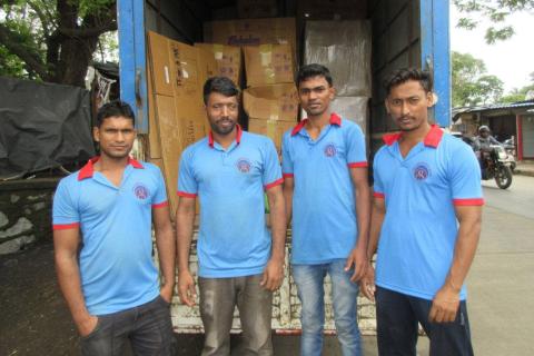 PM-packers-and-movers-team