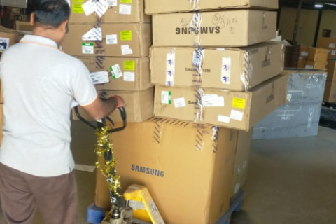 Paradise-packers-and-movers-warehouse