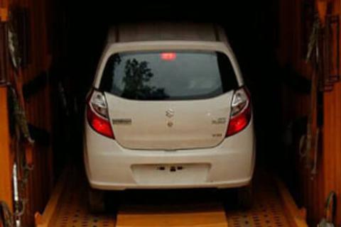 Professional-packers-and-movers-car-relocation.