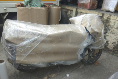 Reliable-cargo-packers-and-movers-bike-relocation