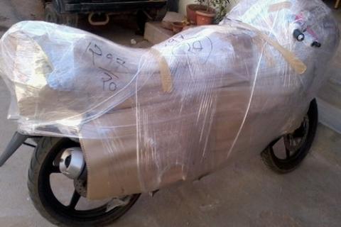 Rising-star-packers-and-movers-bike-relocation