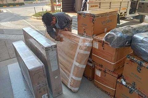 Riveego Packers Movers Loading