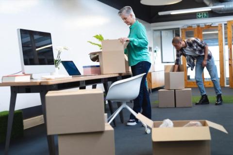 Run-Relocation-packers-and-movers-office-shifting