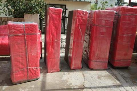 Runway-International-Packers-and-Movers-Blanket-Packing