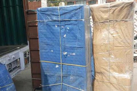 SB Movers Packers Loading