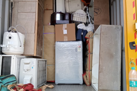 SST-Packers-and-Movers-Household-shifting