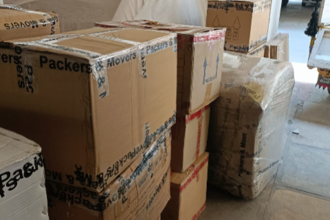 Santhosh-packers-and-movers-household-packing