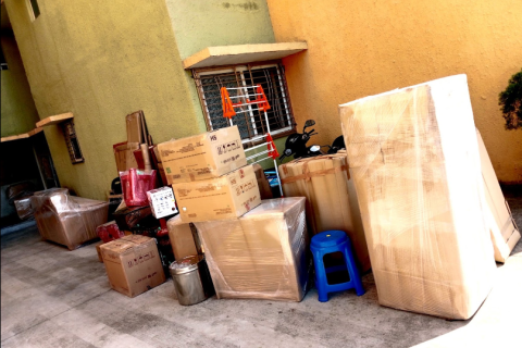 Sapphire-packers-and-movers-household-packing