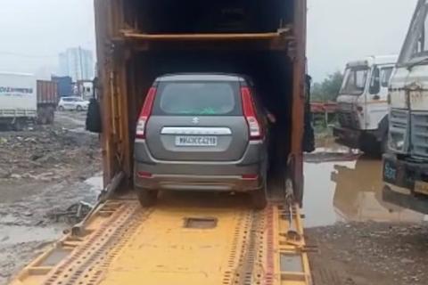 Sawariya-Packers-and-movers-car-relocation