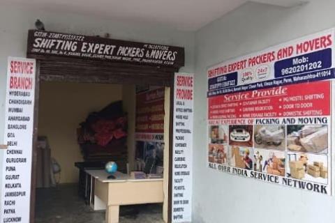Shifting-expert-packers-and-movers-office