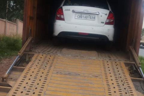 Shiv-ganga-Packers-and-Movers-Car-relocation