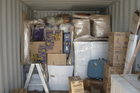 Shiv-ganga-Packers-and-Movers-Loading