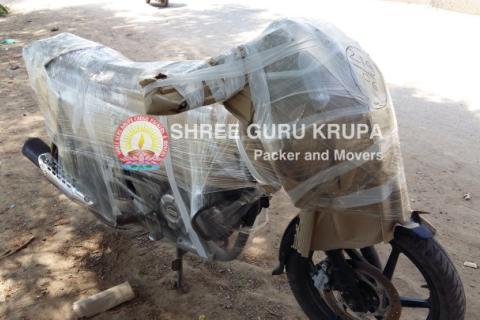 Shree-Gurukrupa-cargo-packers-and-movers-bike-relocation