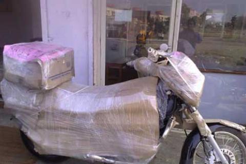 Shree-Lakshmi-Packers-Movers-Bike-Packing01.jpg
