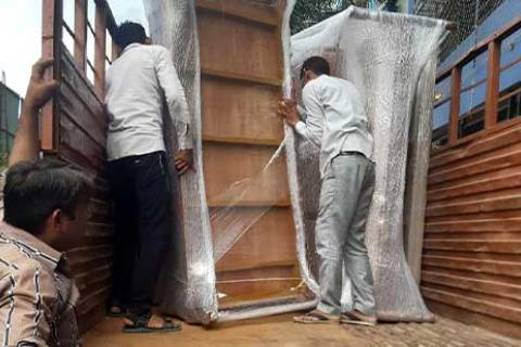 Shree Nathji Packers Mover Unloading