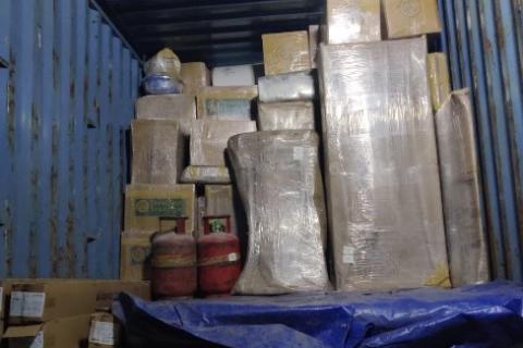 Shree-Vishnu-packers-and-movers-loading